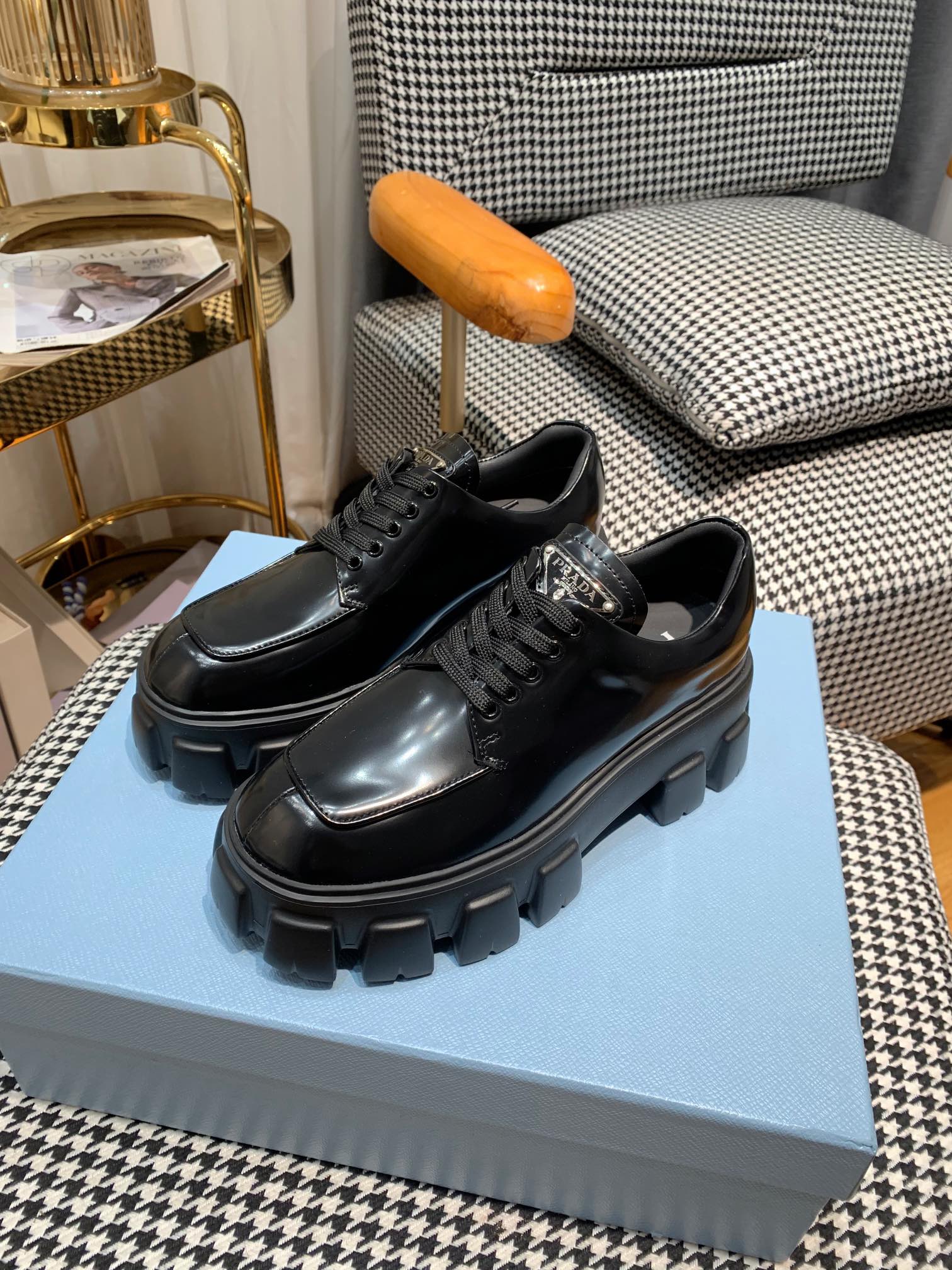 Women's high heels